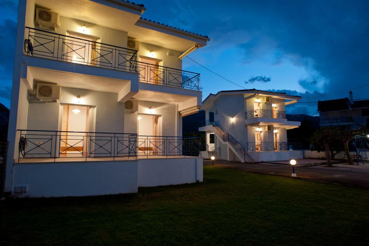 Elaionas  Erodios Apartments מראה חיצוני תמונה